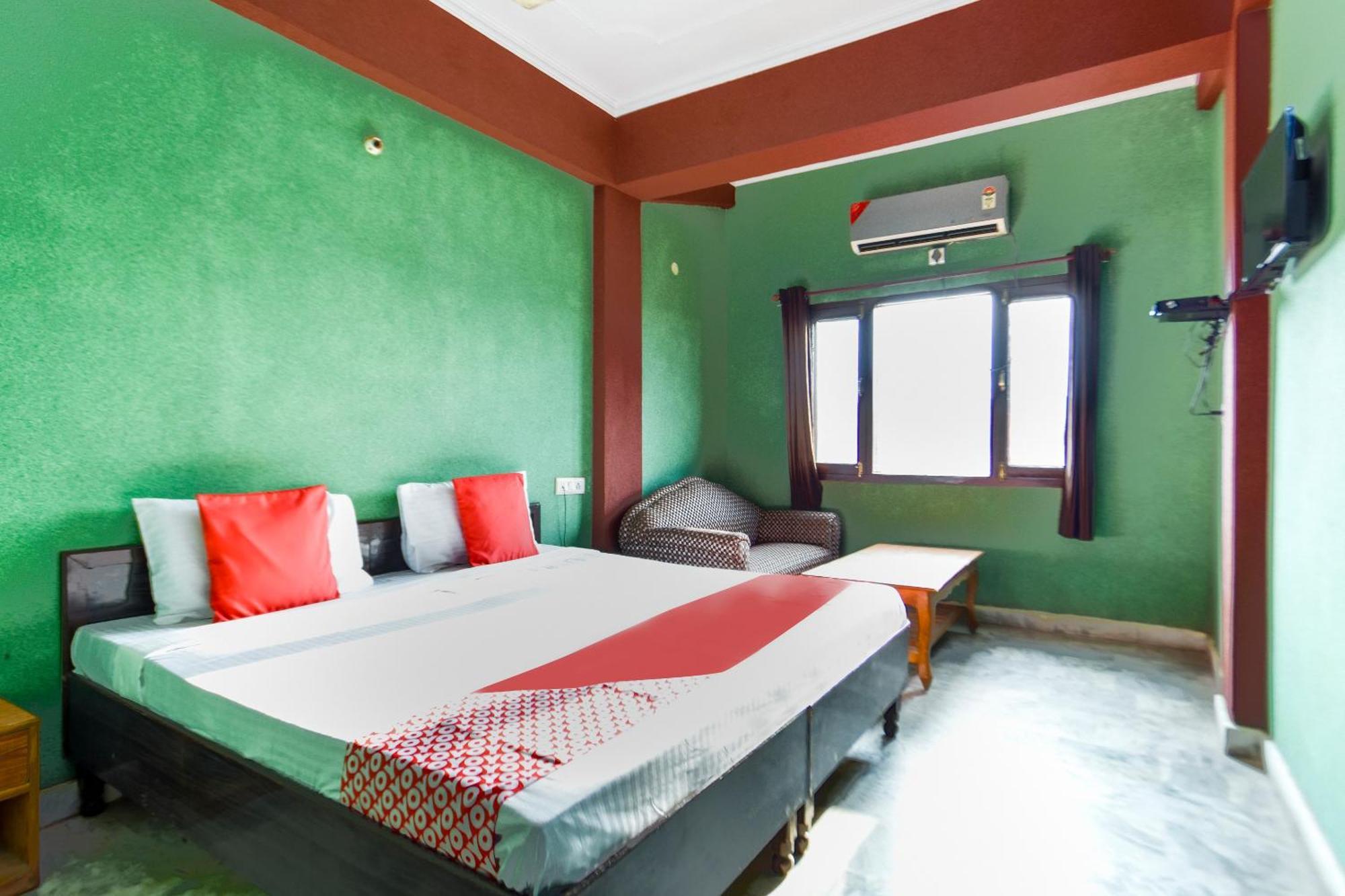 Oyo Flagship Vibes Hotel Nalagarh Ngoại thất bức ảnh