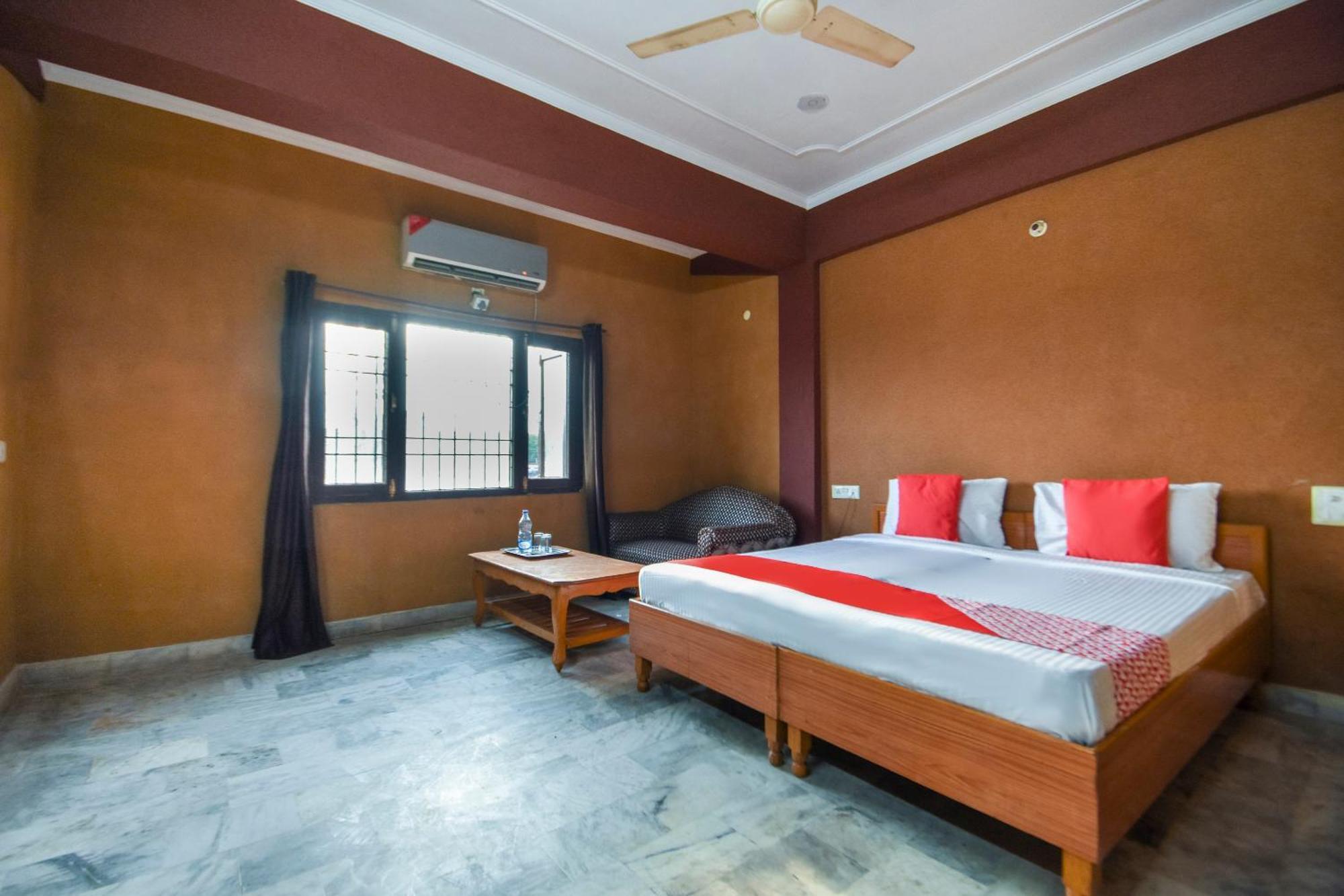Oyo Flagship Vibes Hotel Nalagarh Ngoại thất bức ảnh