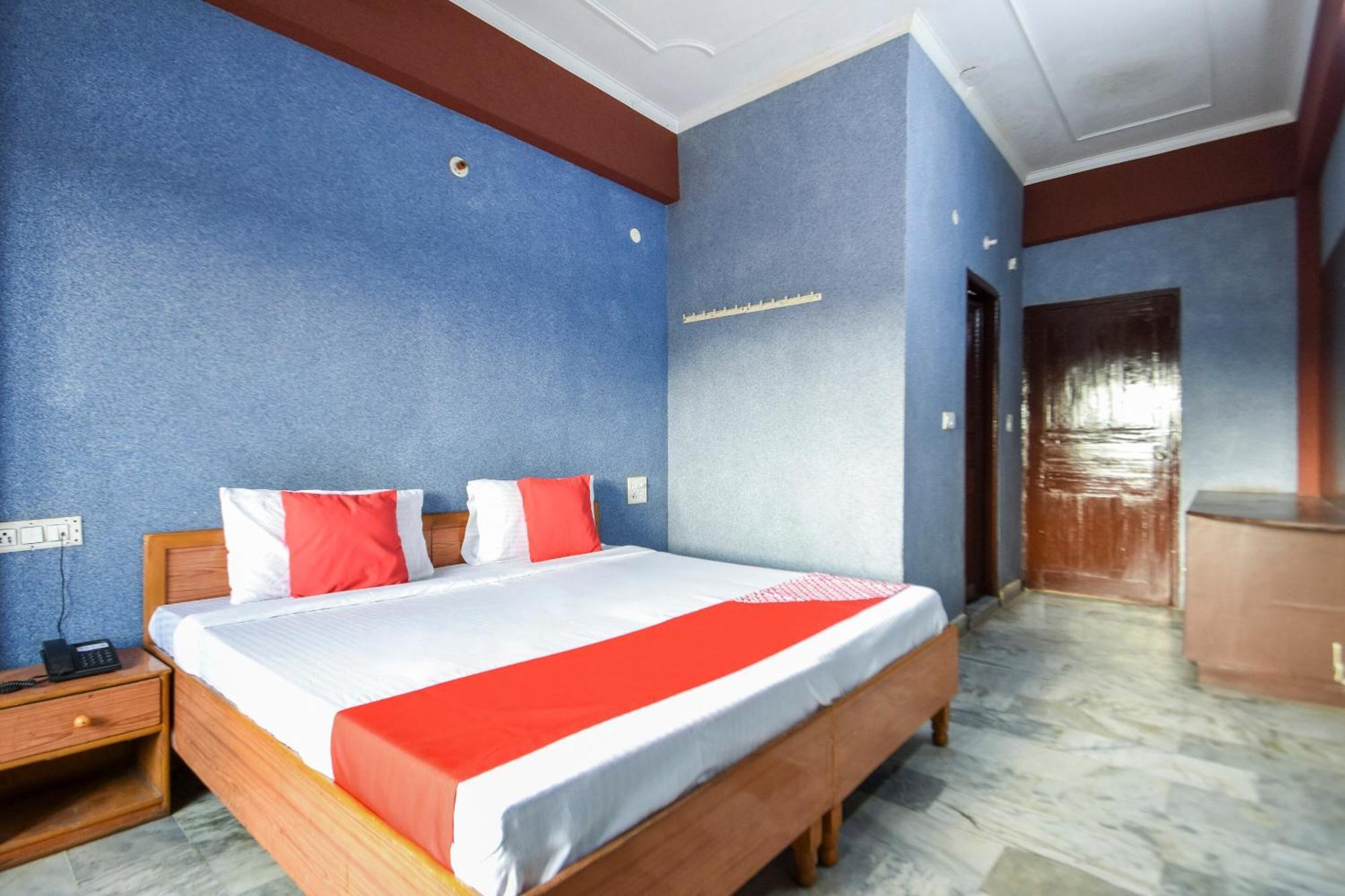 Oyo Flagship Vibes Hotel Nalagarh Ngoại thất bức ảnh
